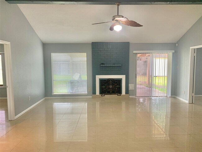 Building Photo - 14306 Moorfield Dr
