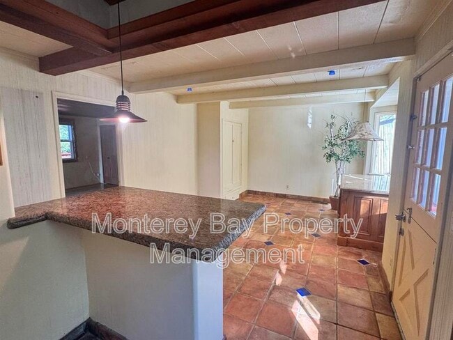 Foto del edificio - 24750 Lower Trail