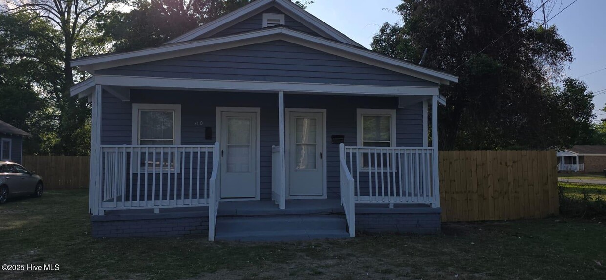 Foto principal - 410 Davis St