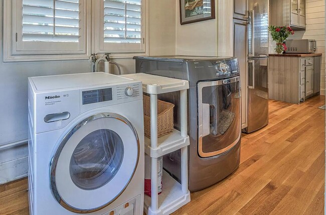 Foto del edificio - 1064 Harrison St