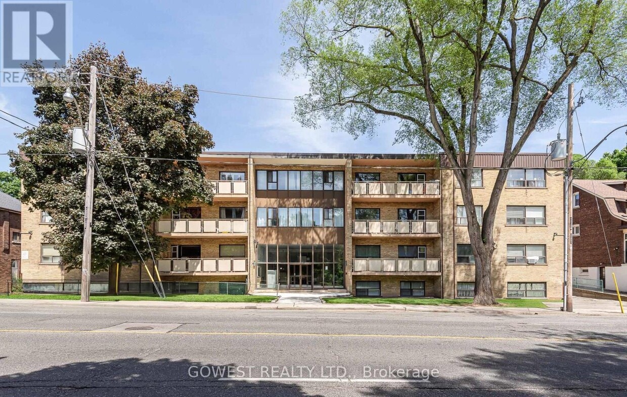 Primary Photo - 205-205 Keele St