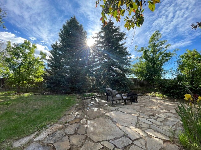 Foto del edificio - 5 Bedroom Single Family Home in Fort Collins