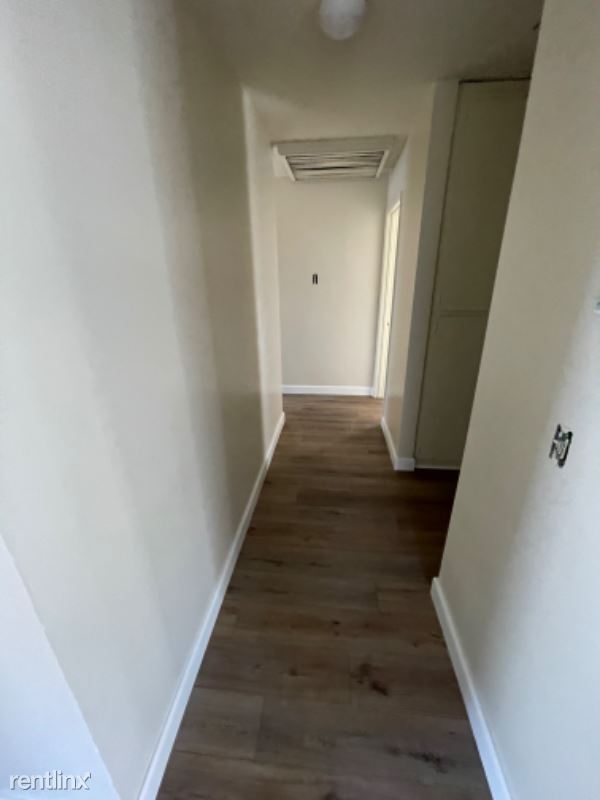 Foto del edificio - 3 br, 2 bath House - 1210 Caren Rd