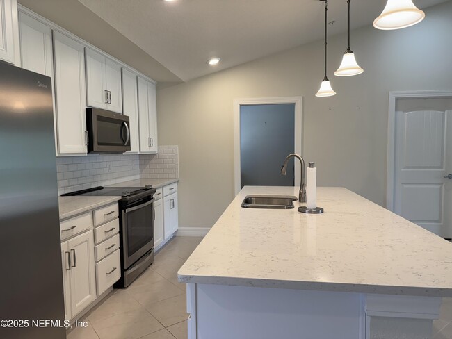 Foto del edificio - 536 Orchard Pass Ave