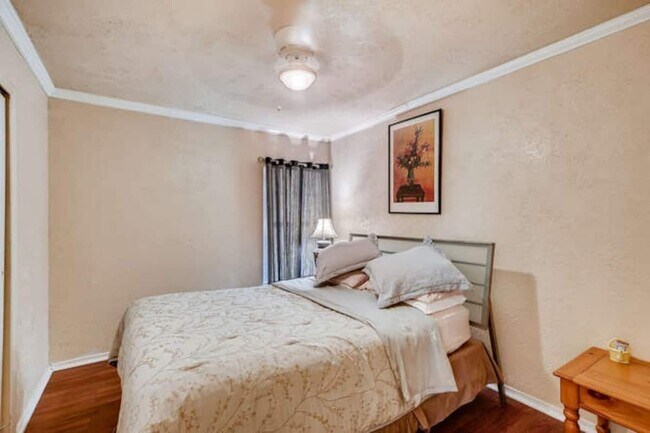 Bedroom - 8114 Pemberton St