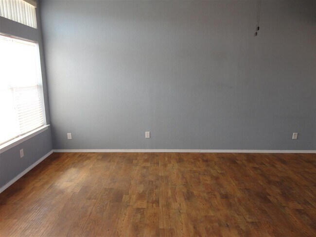 Foto del edificio - 4025 Tierra Vianey Dr