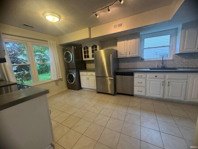 Foto del edificio - 3878 S Bushmill Dr