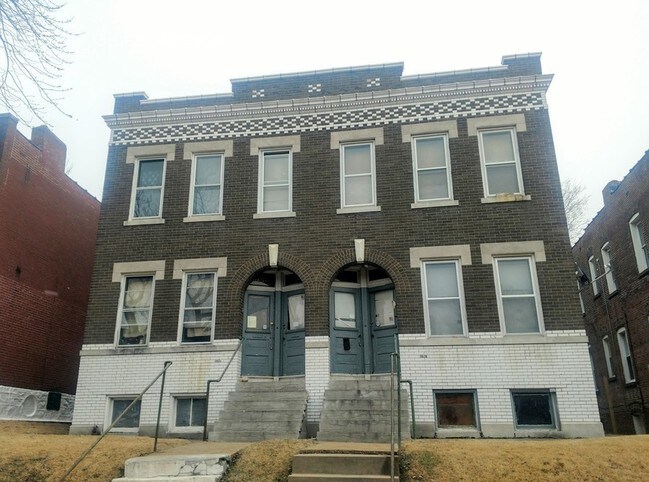 Building Photo - 1 Bed 1 Bath Tower Grove South Steal