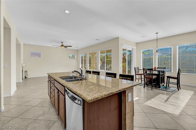 Foto del edificio - 2357 Wisconsin Dells Dr