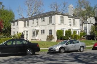 Primary Photo - 1124 Roxbury Dr