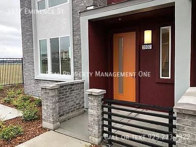 Building Photo - 3937 Eminence St