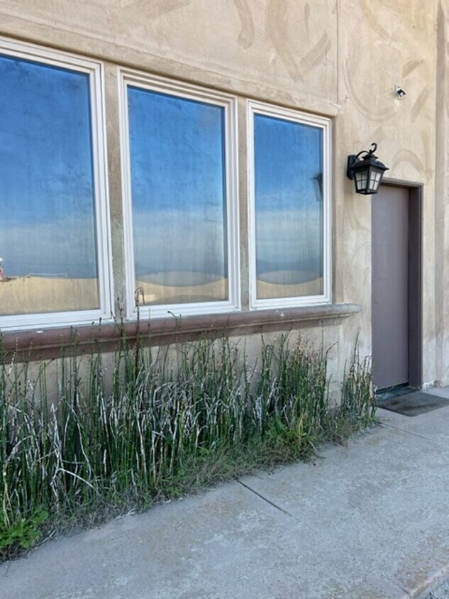 Primary Photo - Mandalay Shores - OS