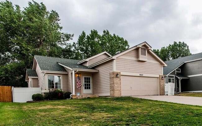 Building Photo - 9217 Granger Ln
