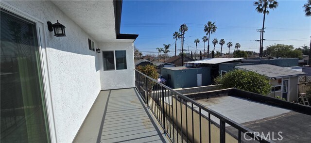 Foto del edificio - 840 S Anaheim Blvd