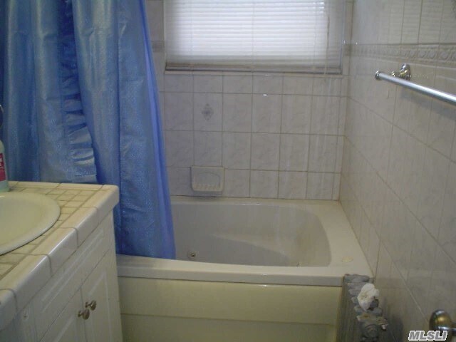 Building Photo - 1080 Hunter Ave