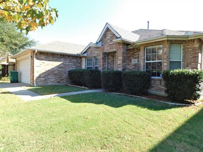 Building Photo - 2912 Lighthouse Dr