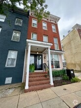 Building Photo - 105 N Chester St