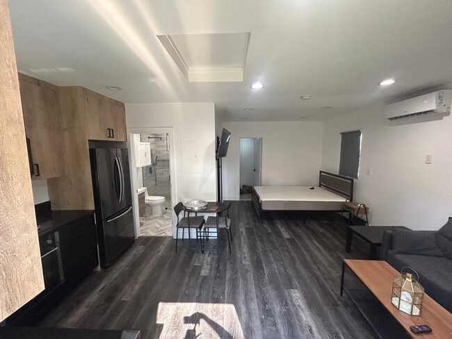 Foto del edificio - 19138 Oxnard St