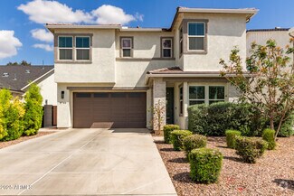 Building Photo - 3746 E Earll Dr