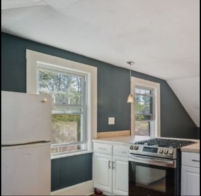 Photo - 28 1/2 Grove St (Salem, MA)