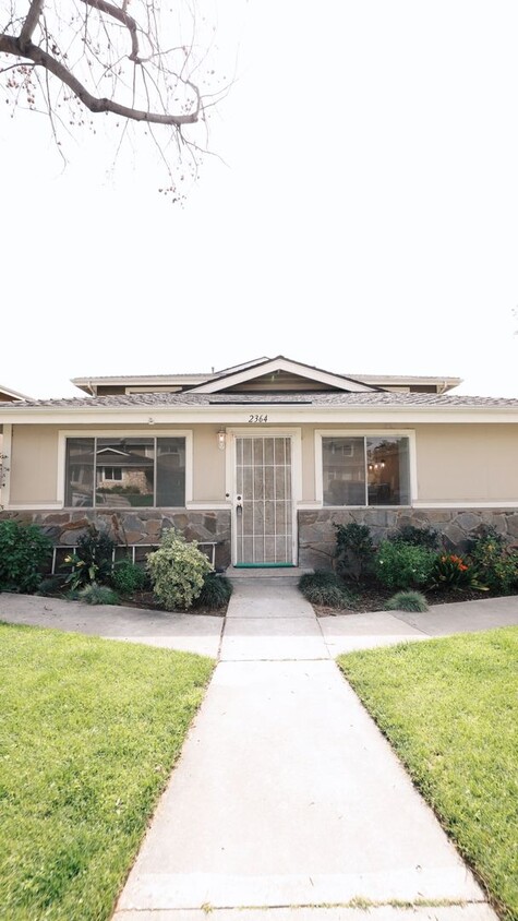 Primary Photo - Newly Renovated Condo in La Verne