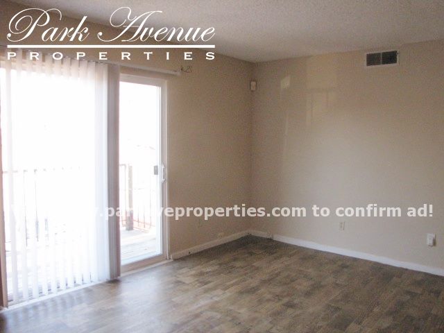 Building Photo - 807 High Meadow Ln