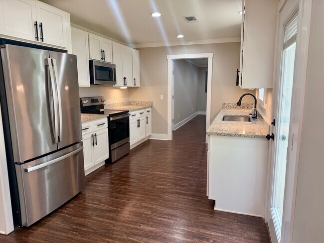 Foto del edificio - 341 Meadow Lark Dr