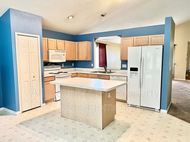Building Photo - 4343 Boca Woods Dr