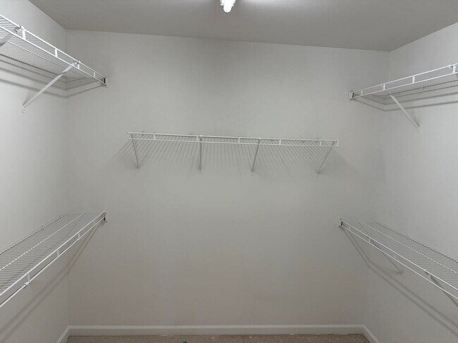 Foto del edificio - Beautiful Ballantyne townhome in a great L...