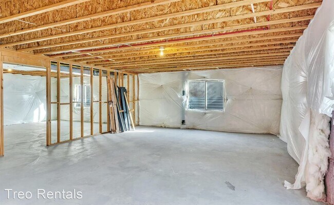Building Photo - 3 br, 2 bath House - 4453 W MANKATO ST