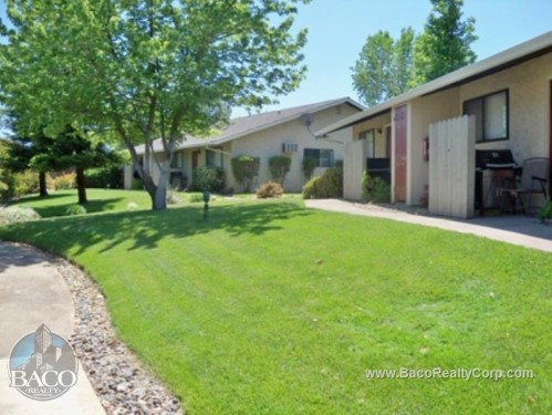 Foto del edificio - Redding Hilltop Apartments