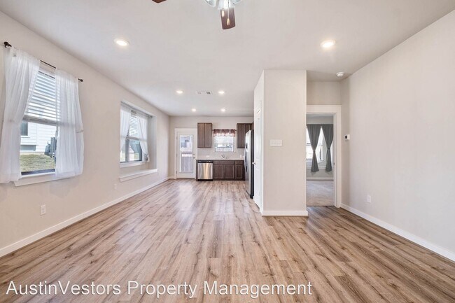 Foto del edificio - 4 br, 2.5 bath House - 110 Threshing Rd - ...
