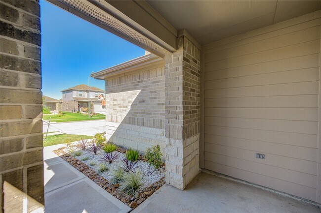 Foto del edificio - 5406 Castlebury Meadows Dr