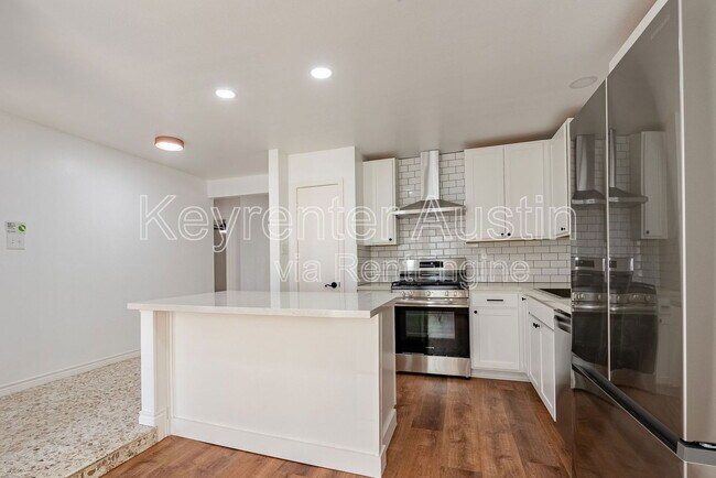 Foto del edificio - 902 Speer Ln