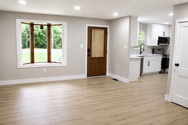 Foto del edificio - 3805 Sewell Rd