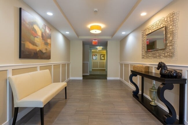 Building Photo - 321 Hammond Pond Pkwy