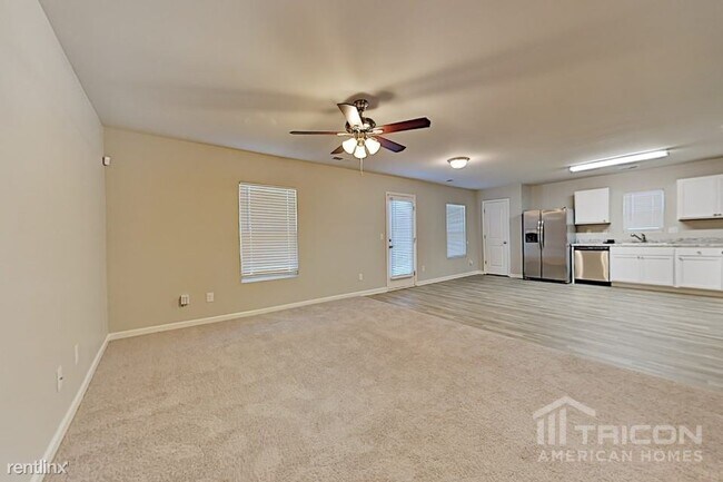 Foto del edificio - 337 Freeman Cir