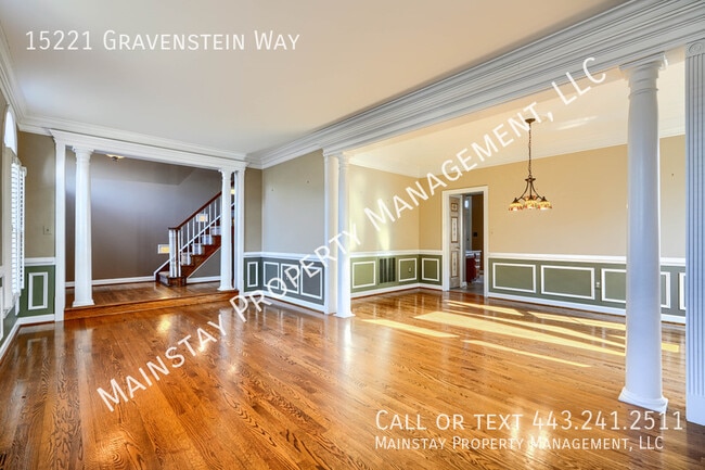 Building Photo - 15221 Gravenstein Way