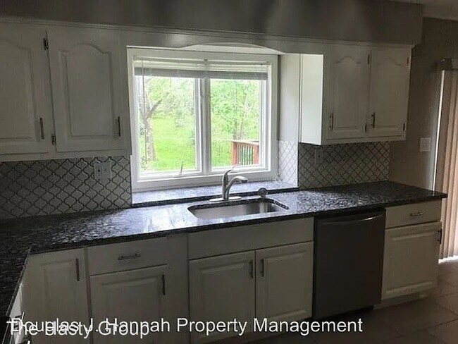 Foto del edificio - 4 br, 2.5 bath House - 9129 E 51st Terrace