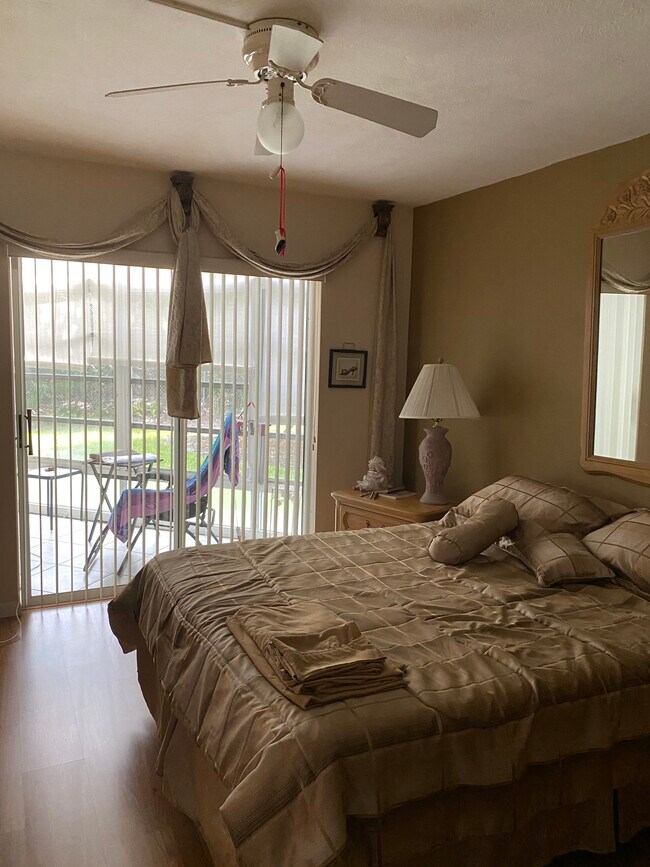 Foto del edificio - 3248 SE Aster Ln