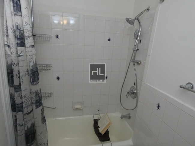Foto del edificio - 211 E 88th St