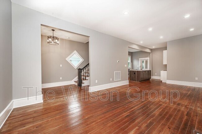 Foto del edificio - 3518 1st Ave