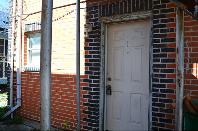 Building Photo - 4720 Polk St