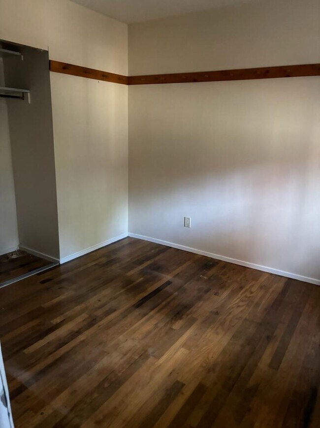 Dormitorio - 68 Adams St