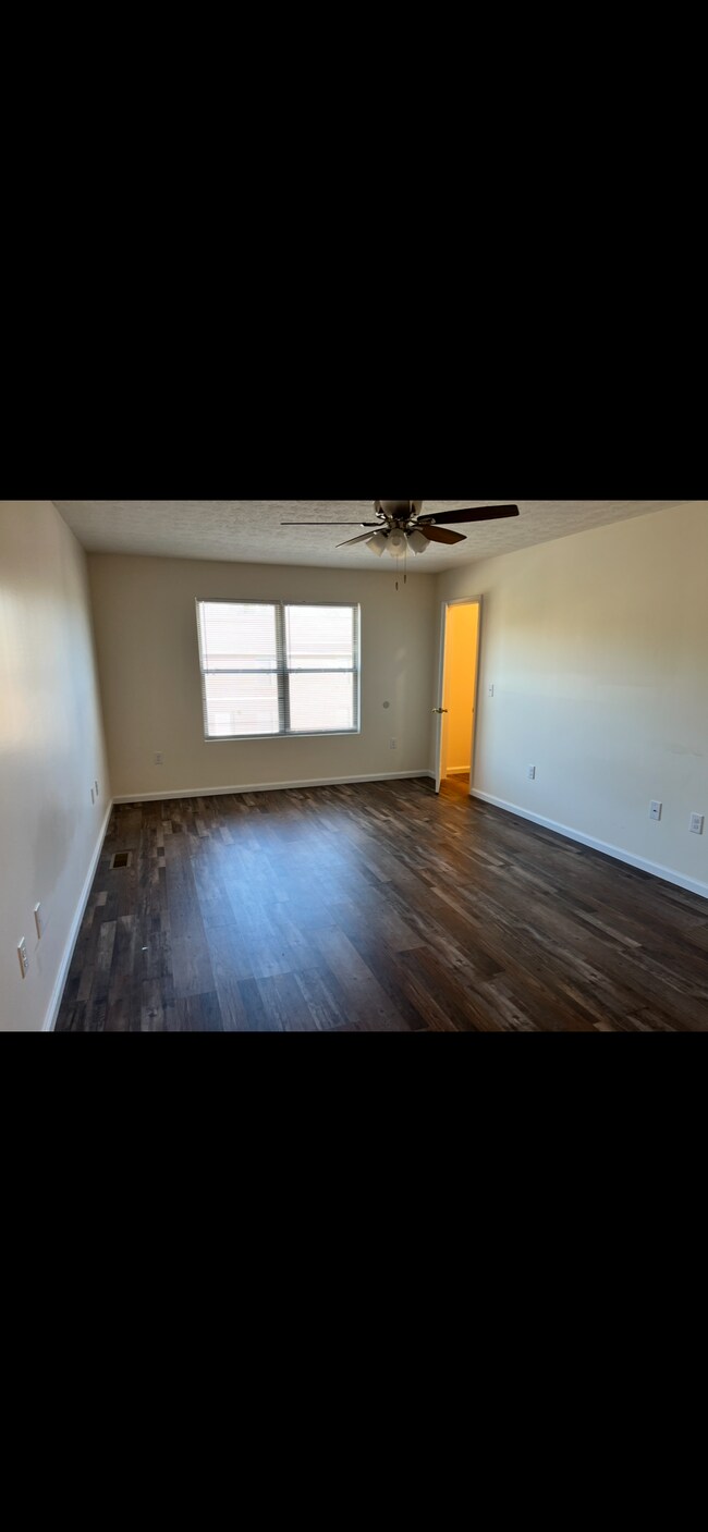 Foto del edificio - 50 Faith Ct