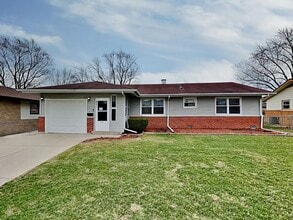 Building Photo - 544 Germaine Ln