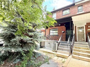 Building Photo - 534 Gladstone Ave
