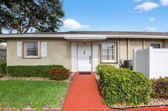 Building Photo - 18833 Argosy Dr