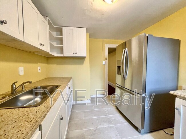 Foto del edificio - 1122 Riggs Ave