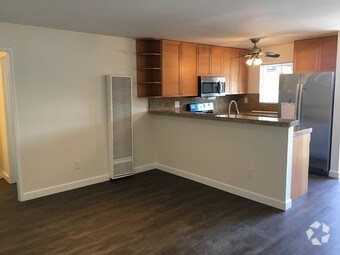 Foto principal - 18530 Hatteras St